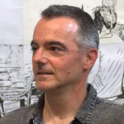 António Soares, explicador de geometria descritiva em Barreiro, presencial.