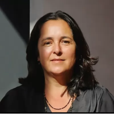 Isabel Arouca, explicadora de geometria descritiva em Oeiras, presencial.